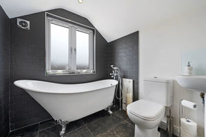 Bathroom - click for photo gallery